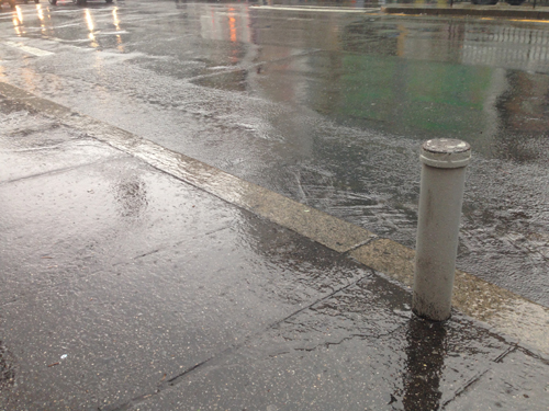 遇强降雨华埠街道积水严重