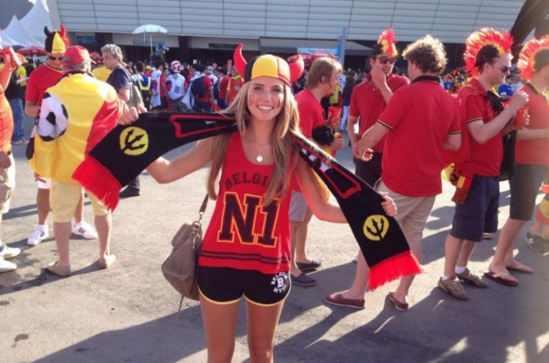 adaymag-a-17-year-old-belgian-world-cup-fan-won-a-modelling-contract-after-her-crowd-pic-went-viral-13-830x550